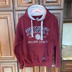 TRINITY Dublin Ireland Sweatshirt Hoodie